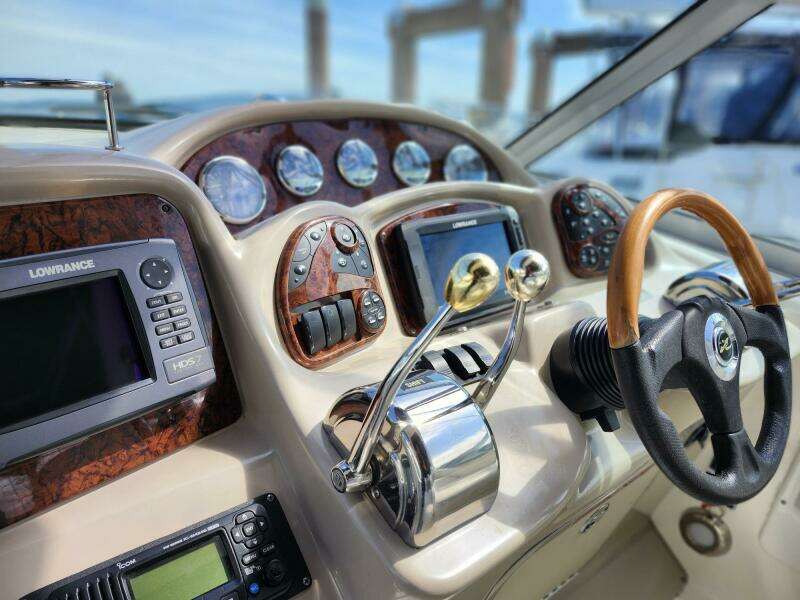 2004 Sea Ray 340 Sundancer