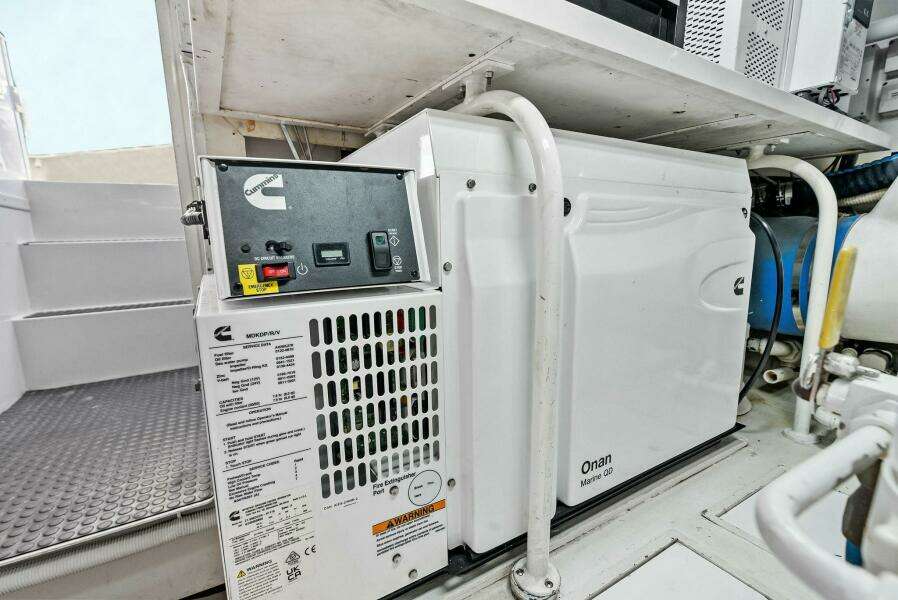 2002 Viking 65 Convertible 'Cajun Queen'