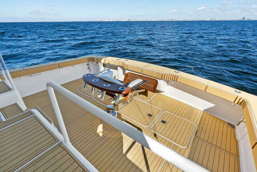 2002 Viking 65 Convertible 'Cajun Queen'