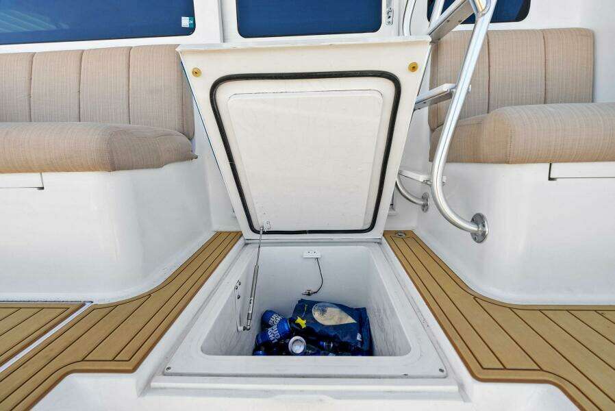 2002 Viking 65 Convertible 'Cajun Queen'