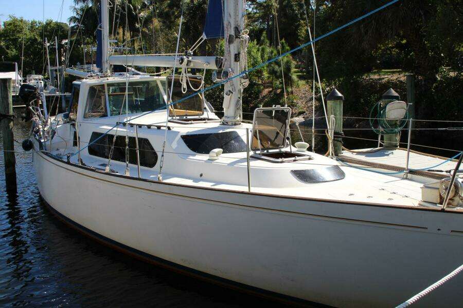 1974 Camper & Nicholsons Center Cockpit