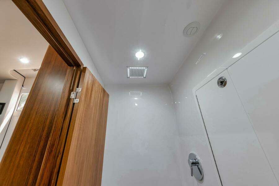 2024 Front Runner 47 CC