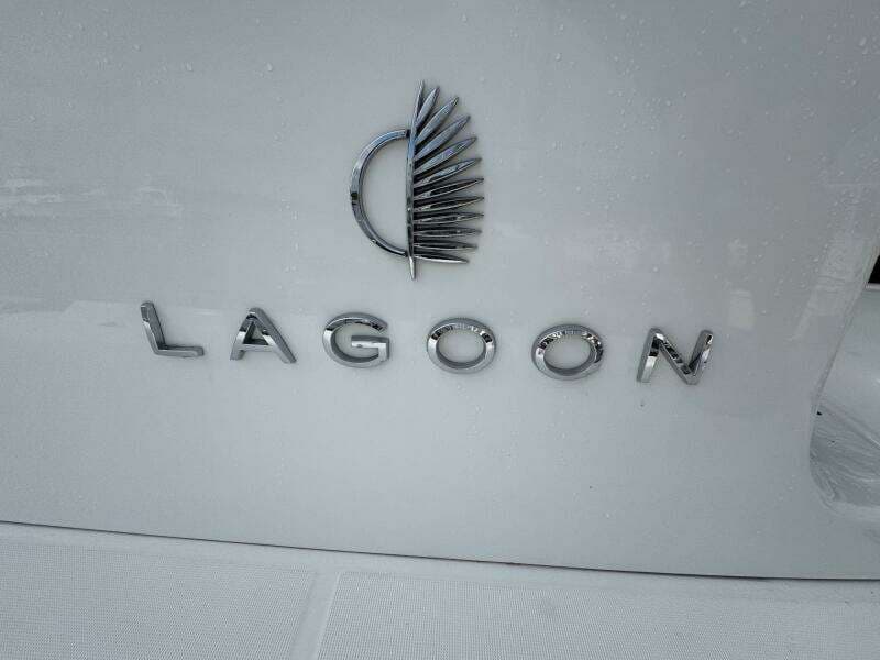 2022 Lagoon 46