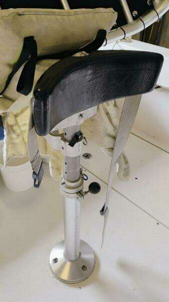 2009 McKee Craft Pilothouse 28