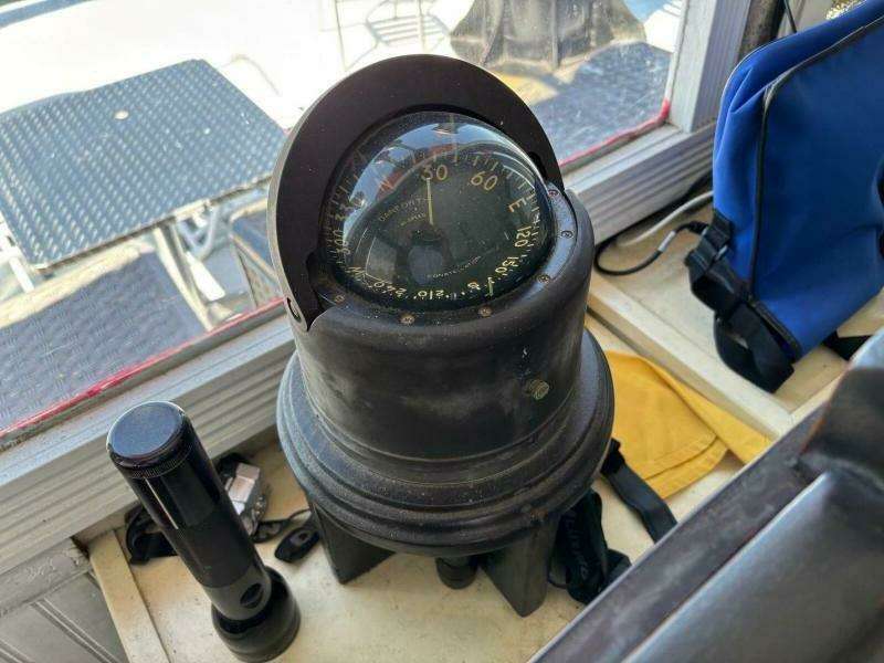 1984 Custom Vinette 99 Paddle Wheel