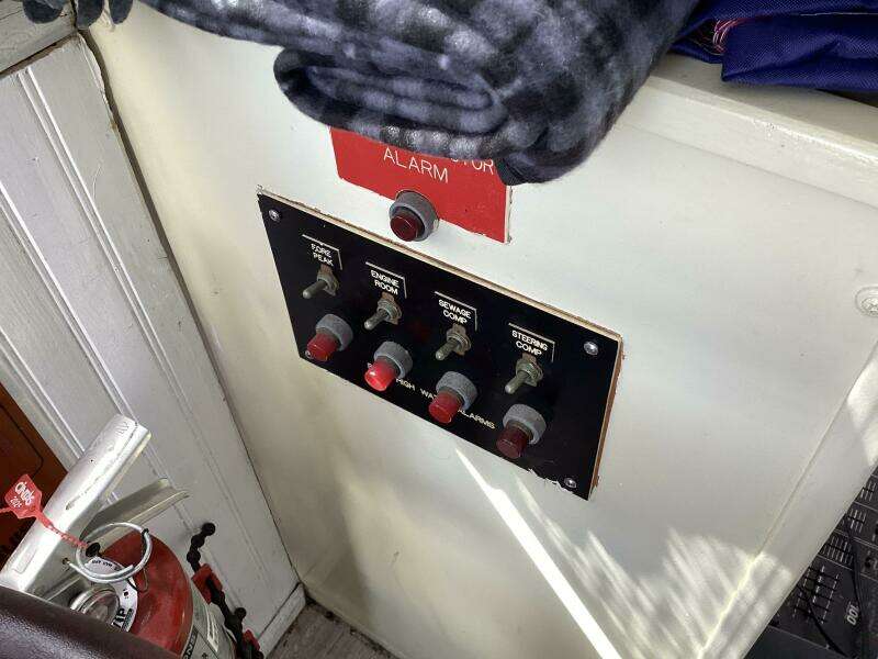 1984 Custom Vinette 99 Paddle Wheel