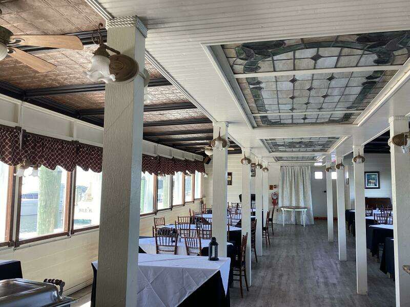 1984 Custom Vinette 99 Paddle Wheel