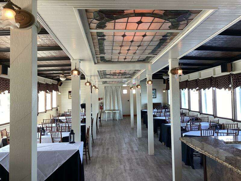 1984 Custom Vinette 99 Paddle Wheel