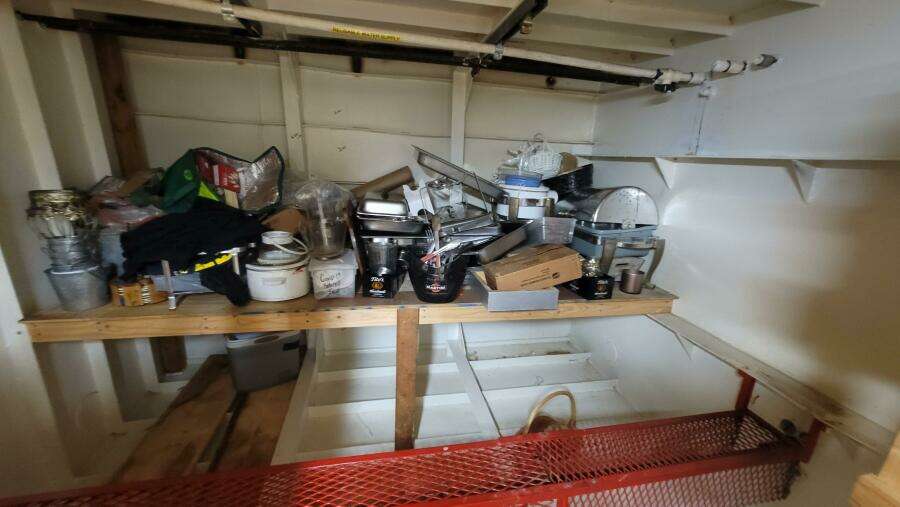 1984 Custom Vinette 99 Paddle Wheel