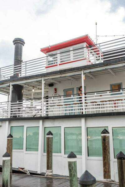 1984 Custom Vinette 99 Paddle Wheel