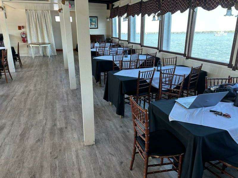 1984 Custom Vinette 99 Paddle Wheel