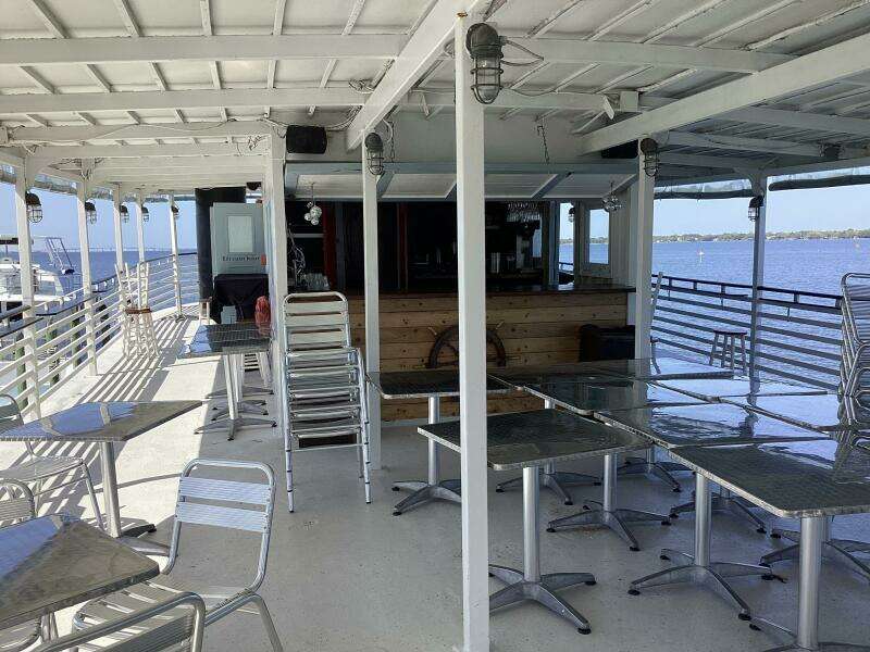 1984 Custom Vinette 99 Paddle Wheel