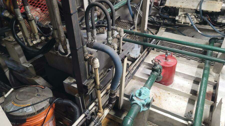 1984 Custom Vinette 99 Paddle Wheel