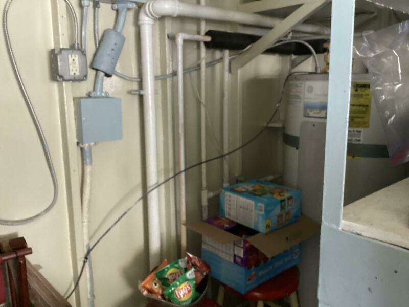 1984 Custom Vinette 99 Paddle Wheel