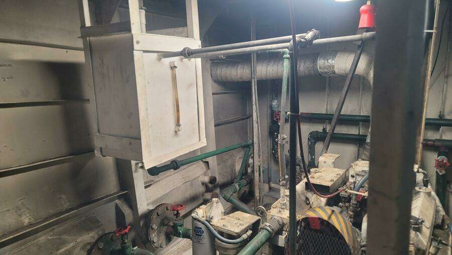 1984 Custom Vinette 99 Paddle Wheel