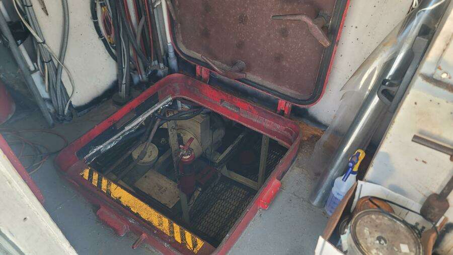 1984 Custom Vinette 99 Paddle Wheel