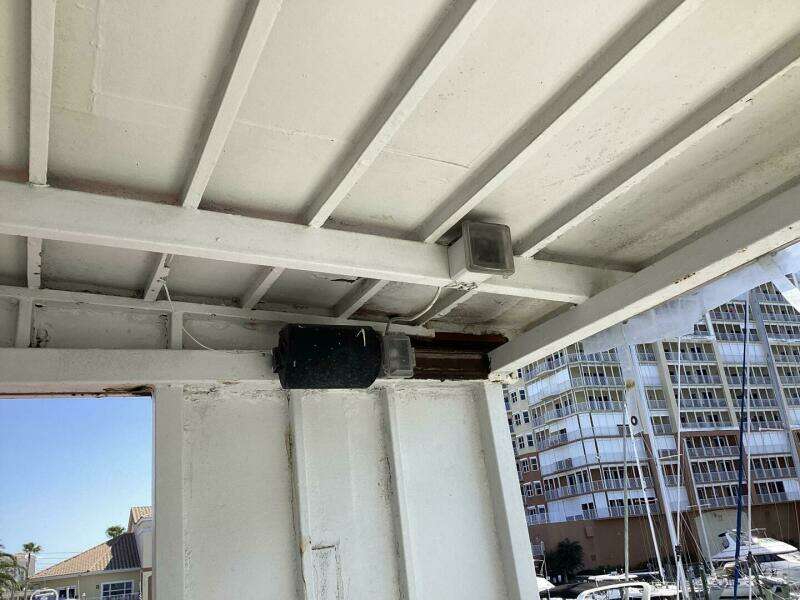 1984 Custom Vinette 99 Paddle Wheel