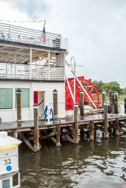 1984 Custom Vinette 99 Paddle Wheel