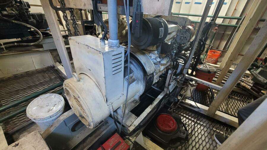 1984 Custom Vinette 99 Paddle Wheel