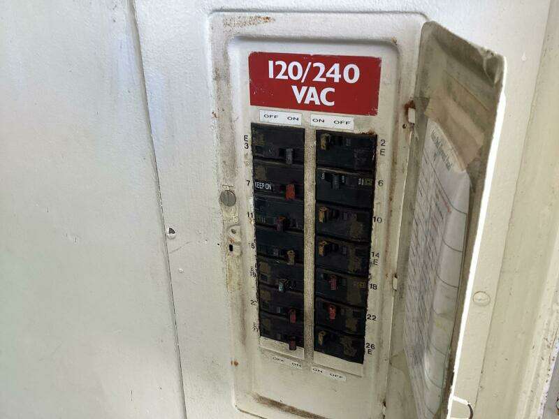 1984 Custom Vinette 99 Paddle Wheel