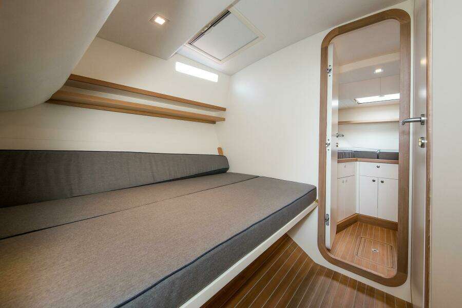 2025 Toy Marine 36 Fly