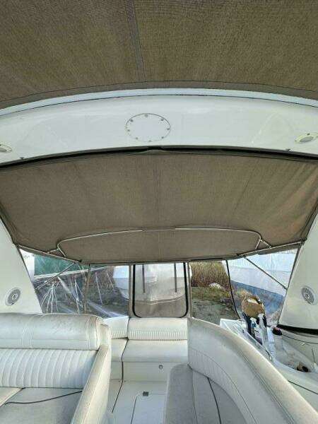 2001 Cruisers 3672 Express