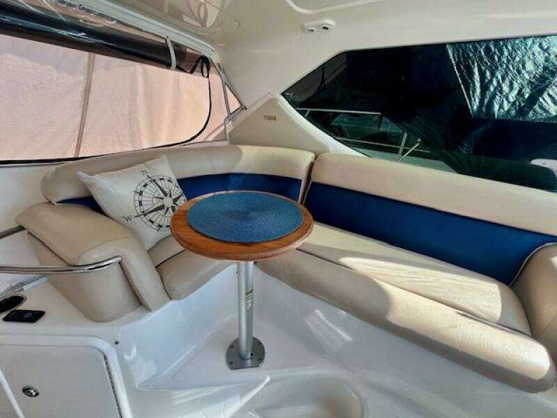 2007 Tiara Yachts 3900 Sovran