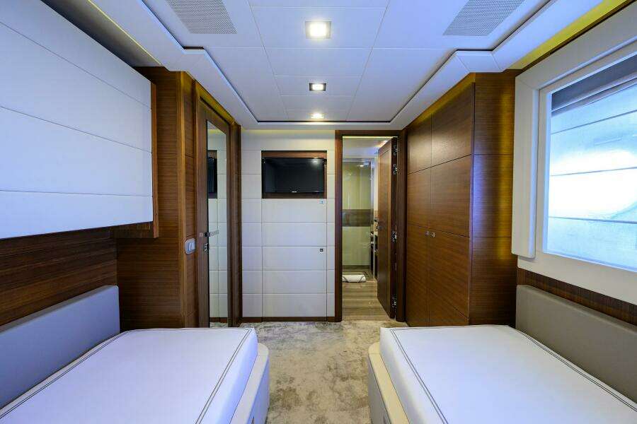 Guest Starboard Aft Stateroom