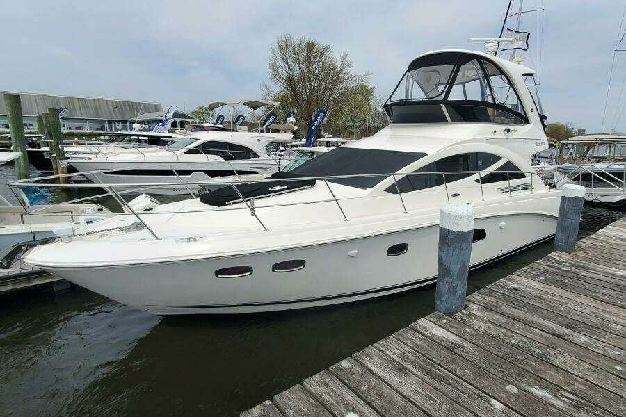 2012 Sea Ray 450 Sedan Bridge