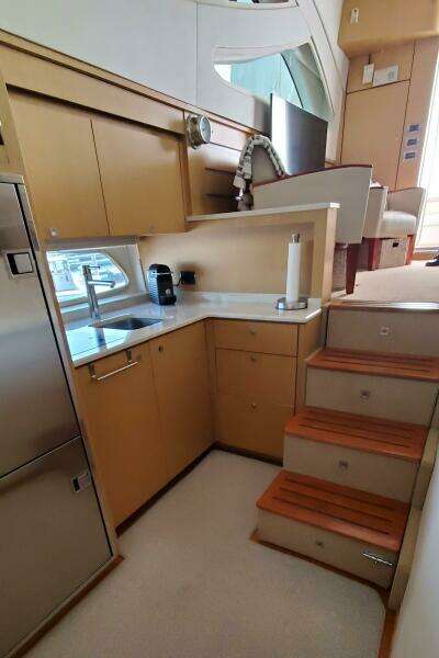 2012 Sea Ray 450 Sedan Bridge