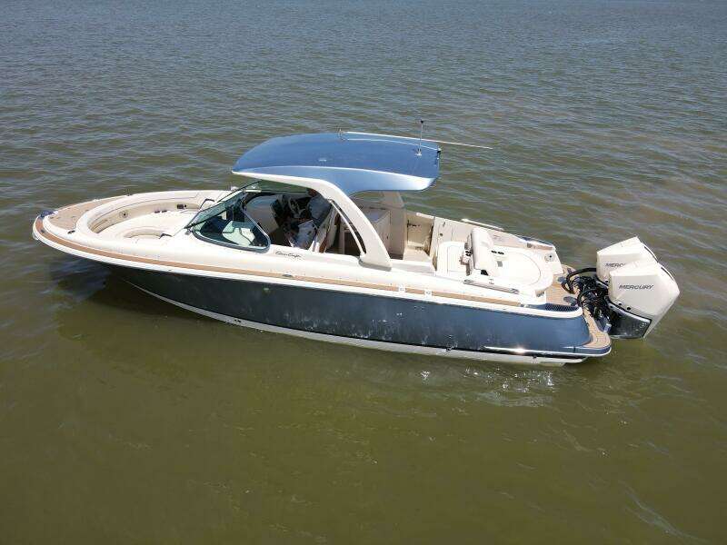 2023 Chris-Craft 31 Launch GT