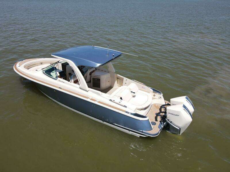 2023 Chris-Craft 31 Launch GT