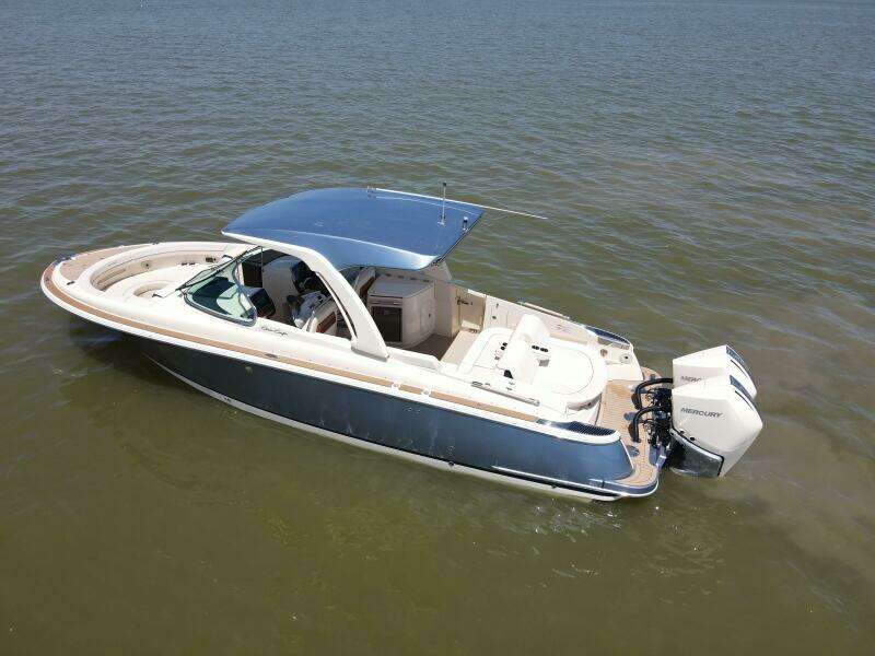 2023 Chris-Craft 31 Launch GT