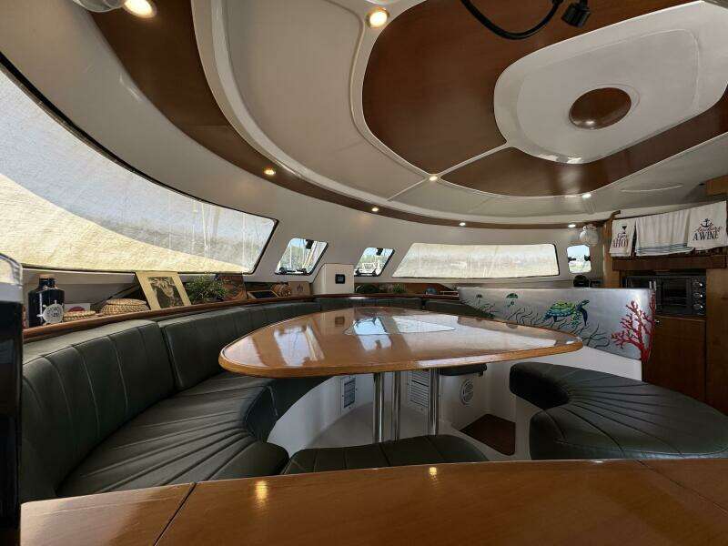 1999 Fountaine Pajot Bahia 46