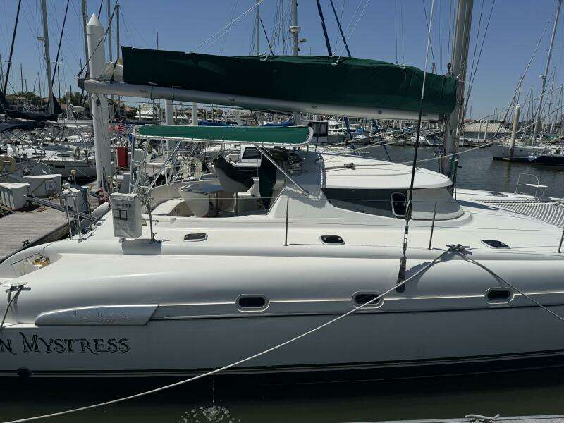 1999 Fountaine Pajot Bahia 46