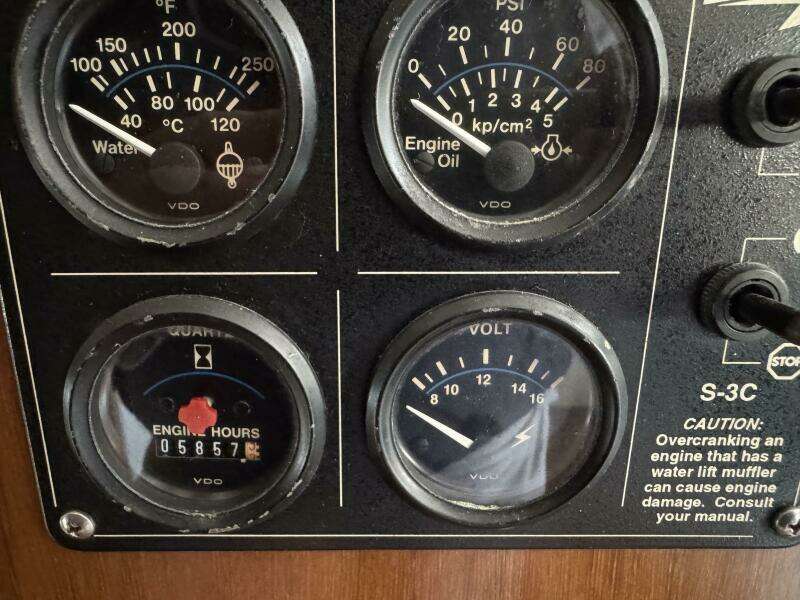 1999 Fountaine Pajot Bahia 46