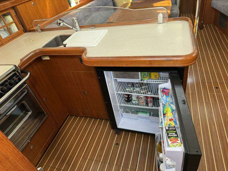 2007 Hunter Deck Salon