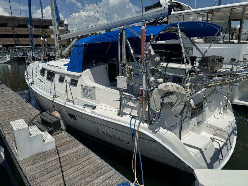 2007 Hunter Deck Salon