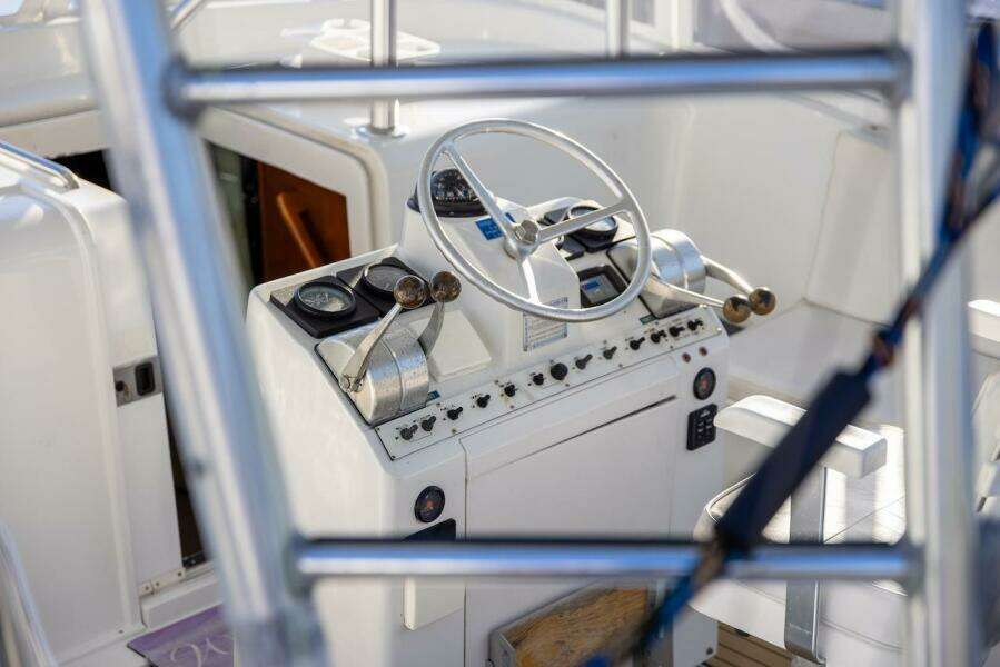 1997 Luhrs Tournament 320 Open