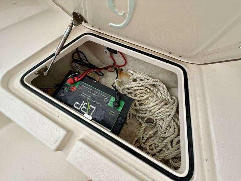 2019 Young Boats 27 - Storage 