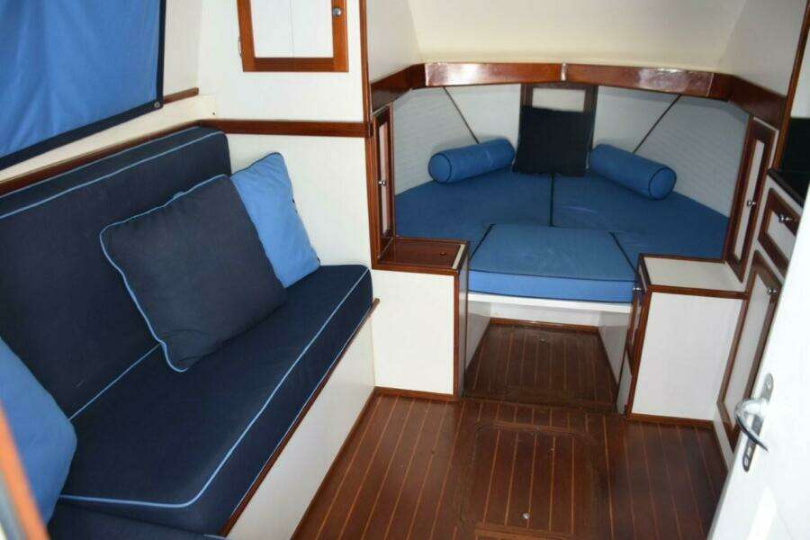 Cabin to port side