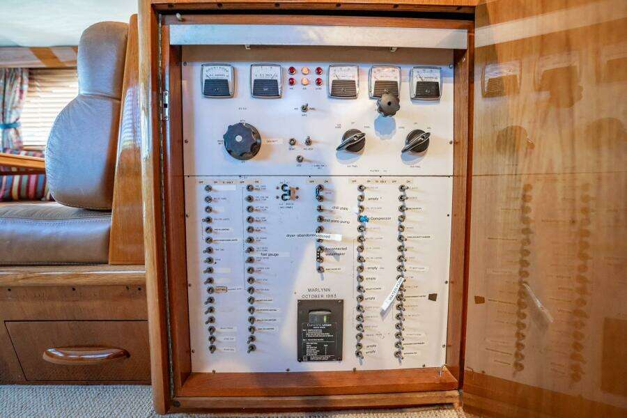 1983 Rybovich 55 Convertible