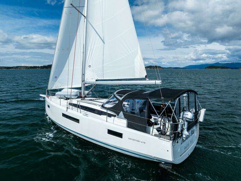 2022 Jeanneau Sun Odyssey 410