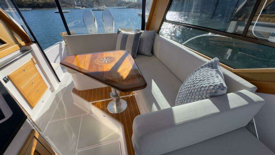 2022 True North 34 Outboard Express