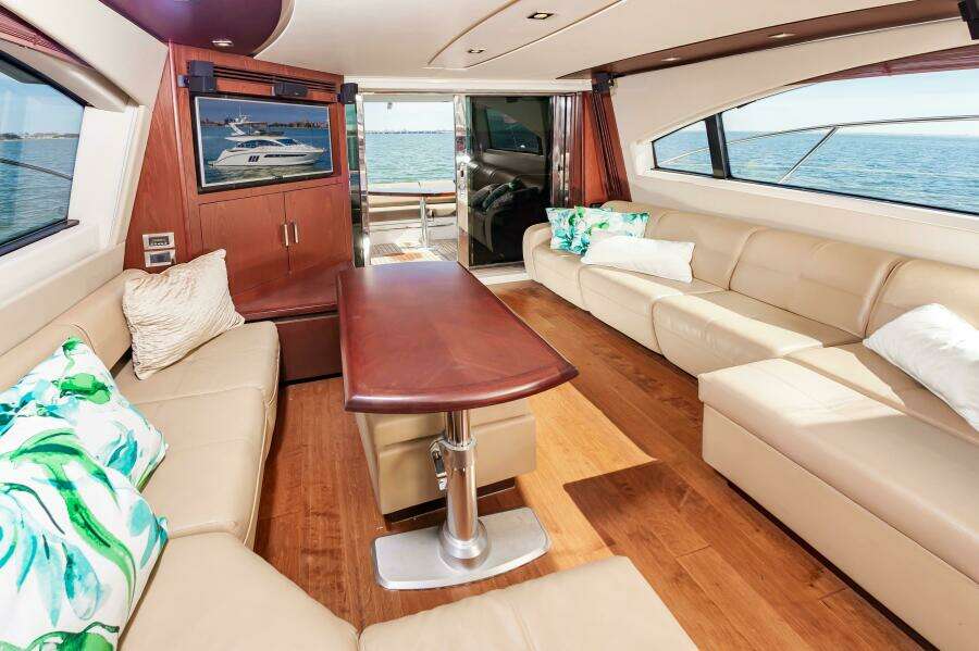 2015 Sea Ray 510 Fly