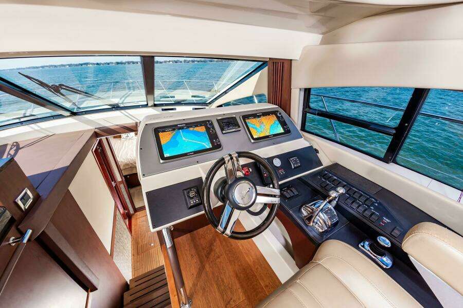 2015 Sea Ray 510 Fly