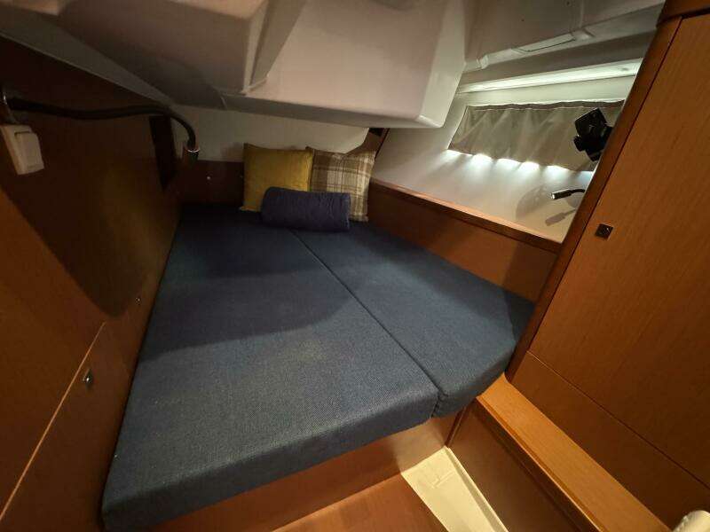 2016 Beneteau Oceanis 45