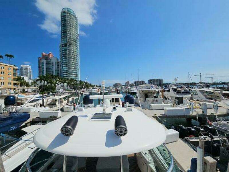 2005 Sea Ray 500 Sundancer