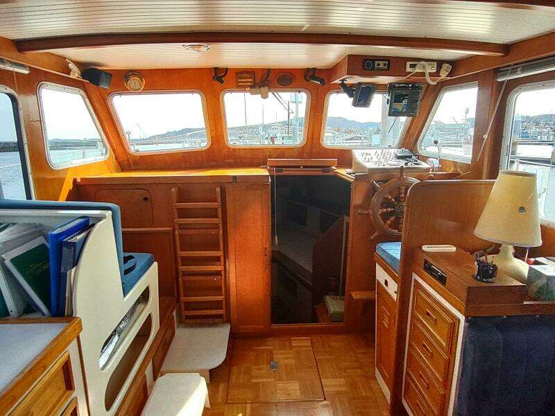 1981 Cheoy Lee 35 Sedan Trawler