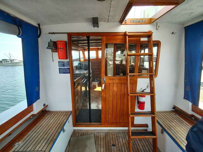 1981 Cheoy Lee 35 Sedan Trawler